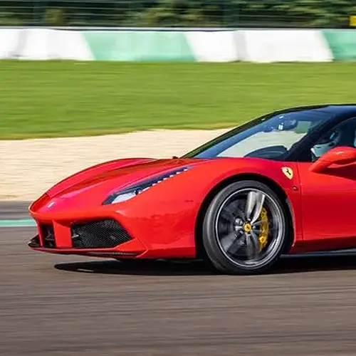 Activité : Pilotage Ferrari 488 GTB - Circuit de La Ferté-Gaucher