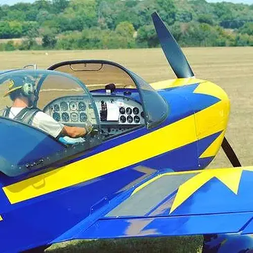 Activité : Baptême en Avion de Voltige à Rennes