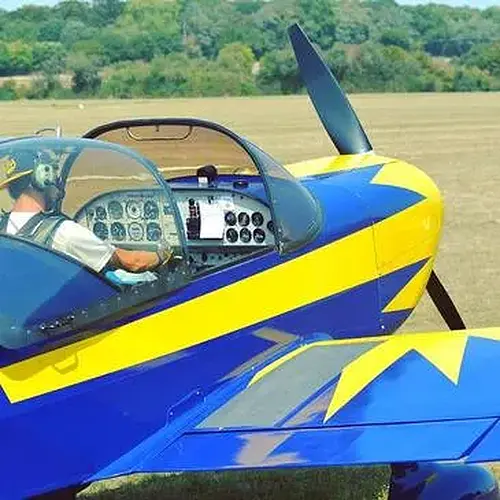 Activité : Initiation au Pilotage d'Avion de Voltige à Rennes
