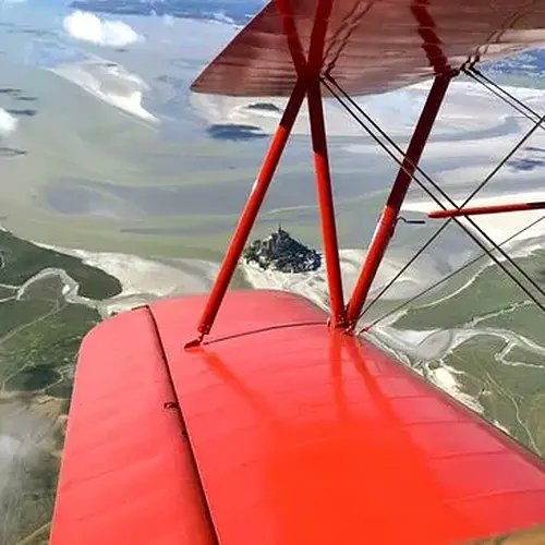 Activité : Initiation à la Voltige sur Avion de Légende à Melun