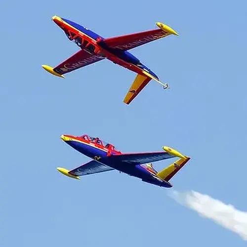 Photo : Vol en Avion de Chasse en Patrouille à Paris