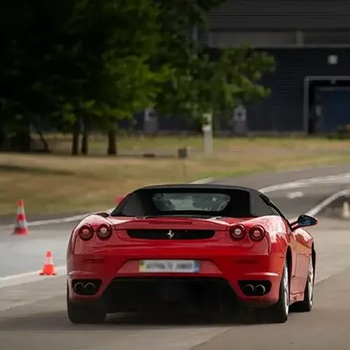 Activité : Pilotage pour Enfant en Ferrari F430 Spider près d'Evreux