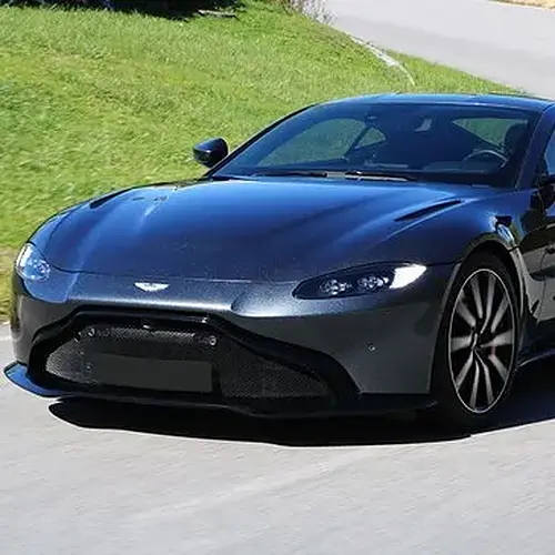 Activité : Pilotage Aston Martin Vantage - Circuit du Mas du Clos
