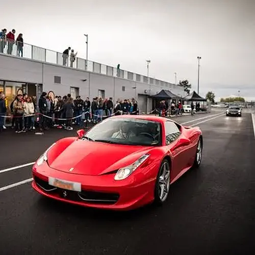 Activité : Pilotage Ferrari 488 GTB - Circuit de Fay-de-Bretagne