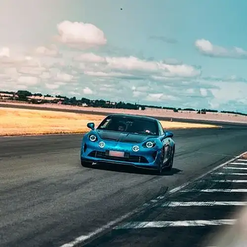Activité : Pilotage Alpine A110 R - Circuit de Magny-Cours