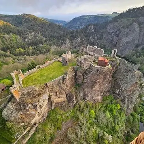 Activité : Vol en Montgolfière près d'Arlempdes - Le Lac du Bouchet