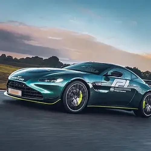Activité : Stage Aston Martin Vantage F1 Edition - Circuit Pouilly-en-Auxois