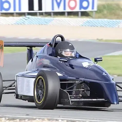Activité : Pilotage Formule Renault - Circuit de Folembray
