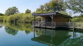 Cabane sur l'Eau Cabane sur l'Eau