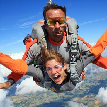 Saut En Parachute A Montauban En Tandem